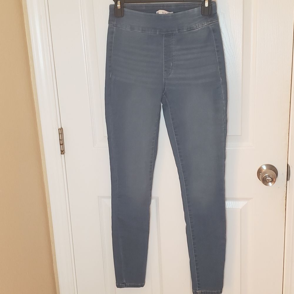Pull on Jeans